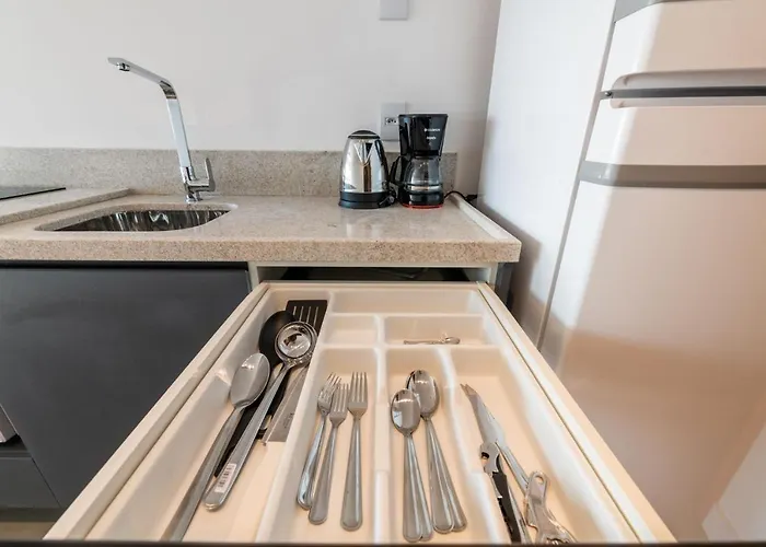 Liv - 1403 Apartamento